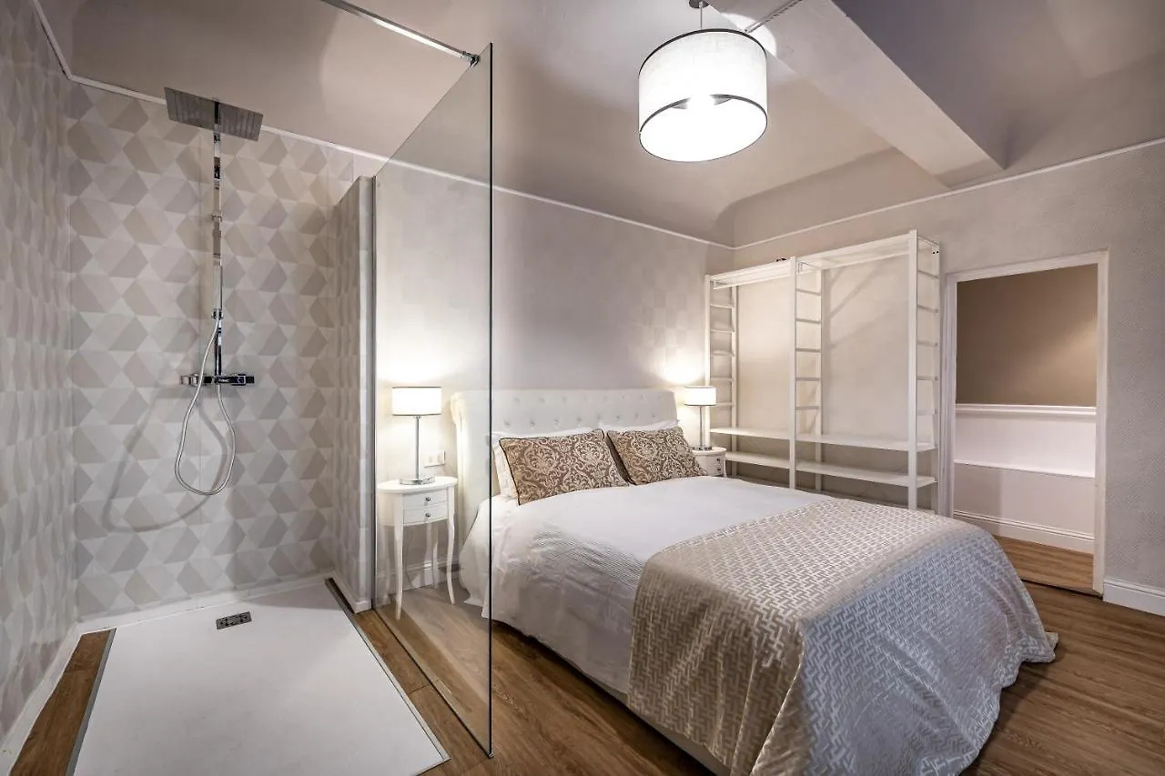 Apartment Yid Gallery Art&Design In The Heart Of Florence Italy